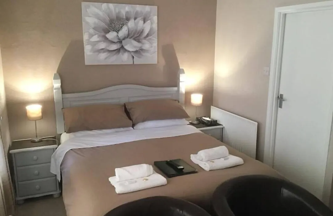 Silverlands Guest House-1